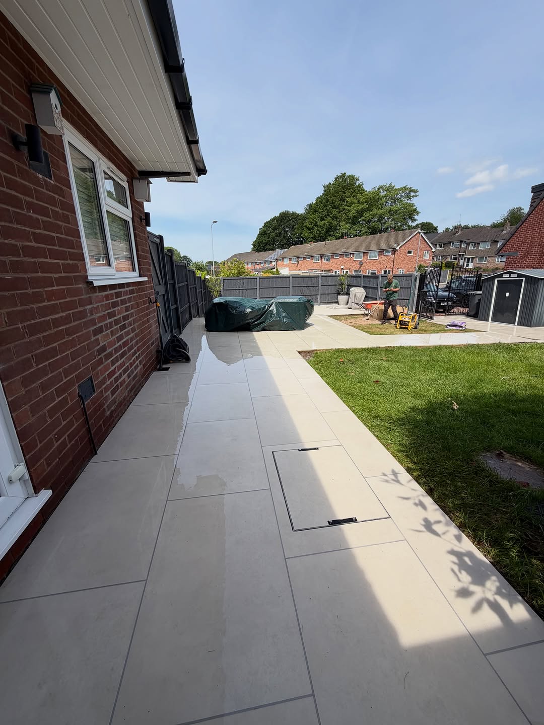 Garden ready for summer ☀️
The team have completed this garden transformation using porcelain pavi